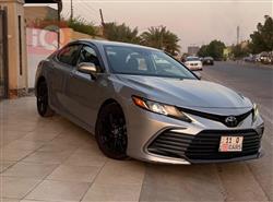 تۆیۆتا کامری